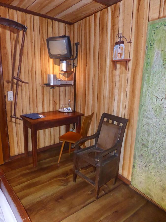 Gasthaus Storchen Hellas Haslach im Kinzigtal Pokoj fotografie